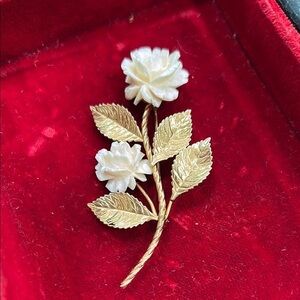 Vintage Gold Filled Signed Cream Floral Brooch with Textured Leaves